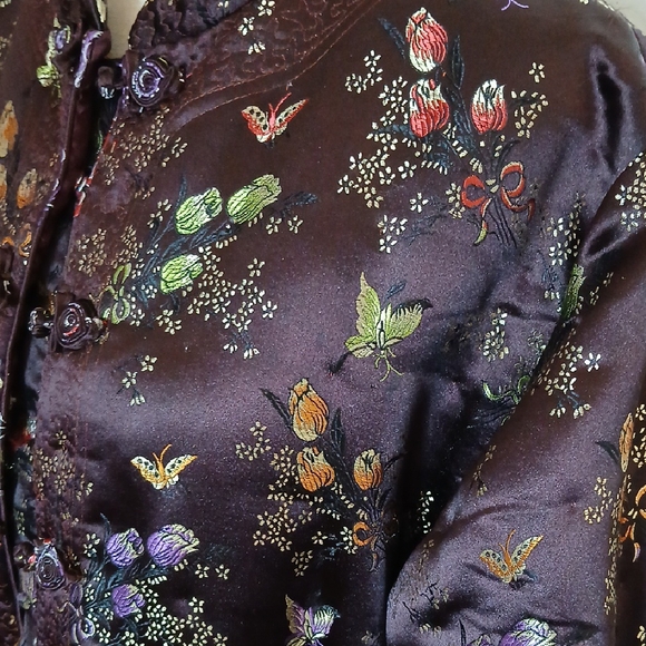 Hand-quilted Floral Satin Jacket - Picture 5 of 8